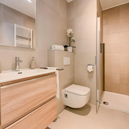 Апартаменты Luxury 1 Bedroom Flat In Kirchberg *