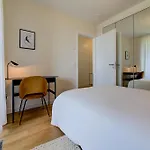 Luxury 1 Bedroom Flat In Kirchberg Schieren