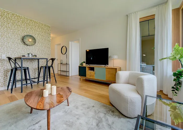 Luxury 1 Bedroom Flat In Kirchberg *